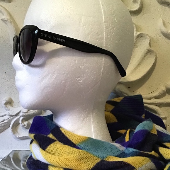 Steve Madden Cat Eye Shades Sunglasses Sunnies